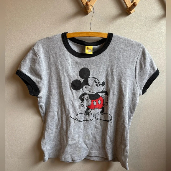Vintage Disney Stage 28 Mickey graphic cropped t-shirt Size L - Picture 1 of 3